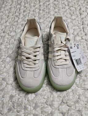 adidas Samba with Green Gum Sole - Cream & Green Sneakers